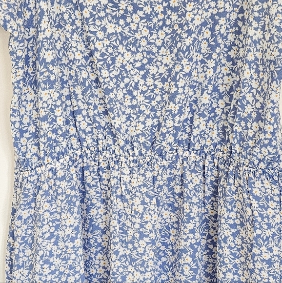Monteau Square Neck Blue Dress with Daisies - Picture 3 of 9